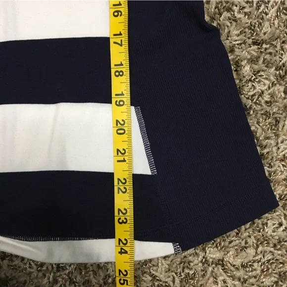 EUC LULULEMON Run Switchback Long Sleeve Navy White Stripe Shirt Size 4 - Picture 9 of 11